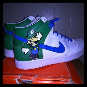 Nike Dunk high tops (2004)💥flash Friday sale